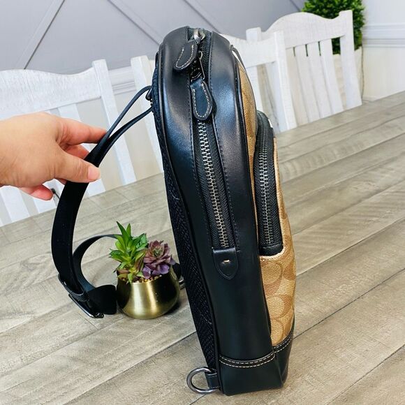 Coach Graham Pack In Blocked Signature Canvas With Varsity Stripe - Picture 5 of 15